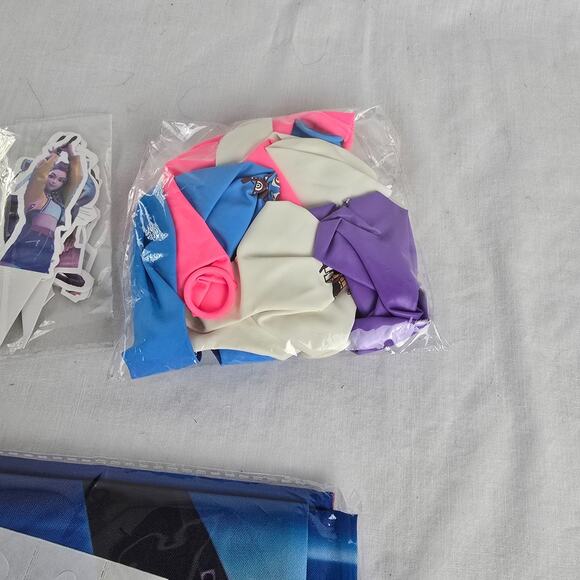 K Pop Demon Hunters Happy Birthday Party Supplies New Sealed - Picture 4 of 10